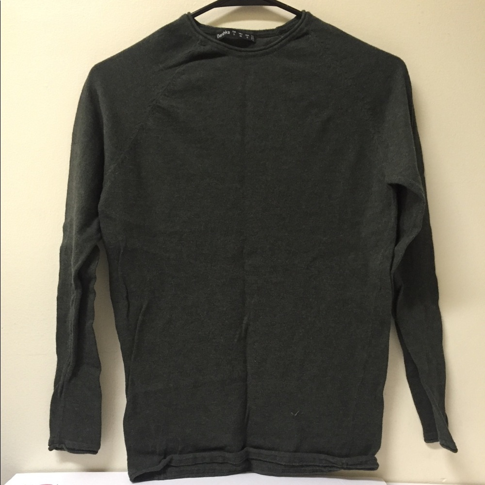 Mens Bershka fitted sweater size small runs XS